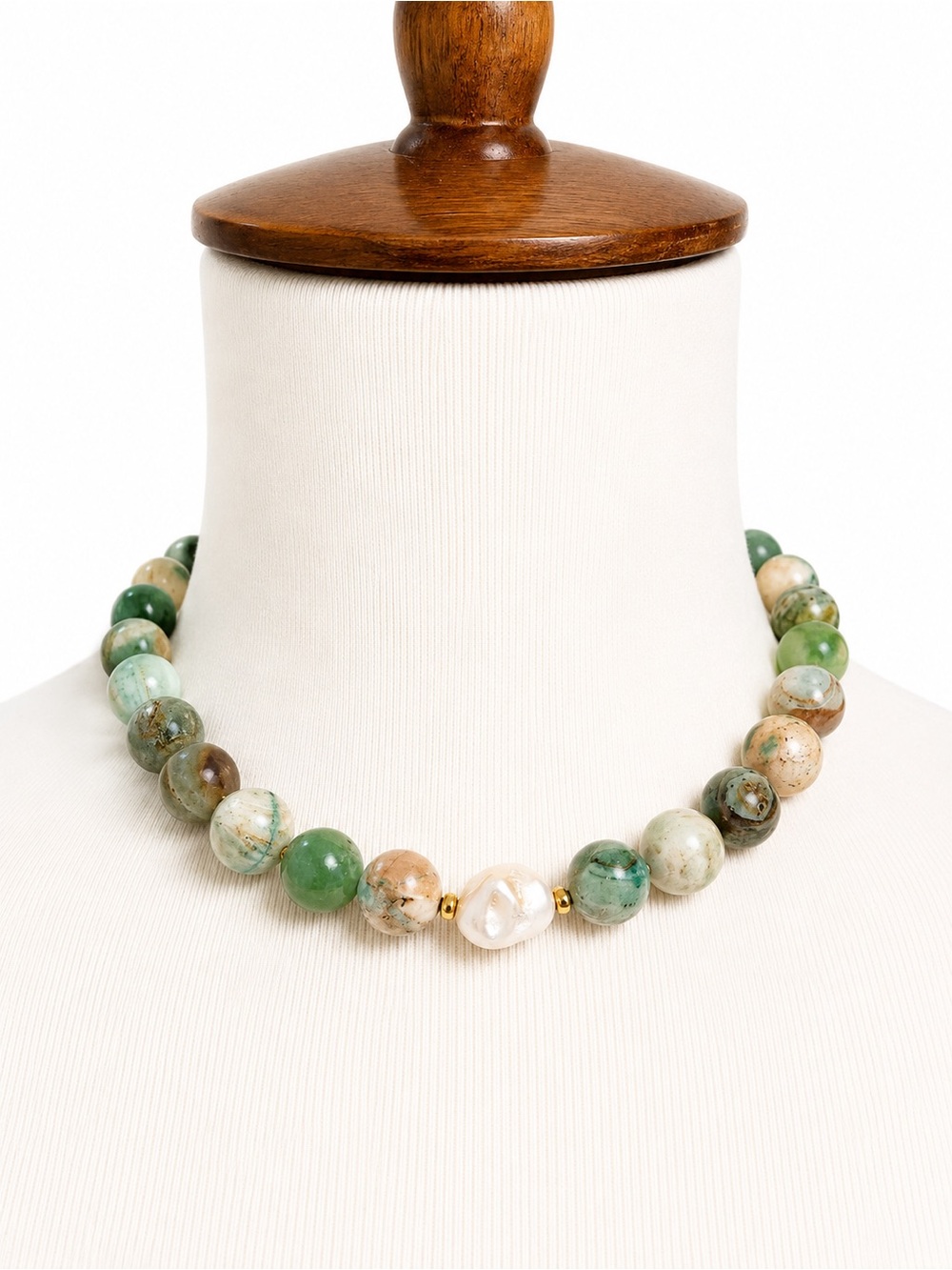 Beaded Green Agate Necklace with Pearl Accent Chunky Choker Magnetic Closure